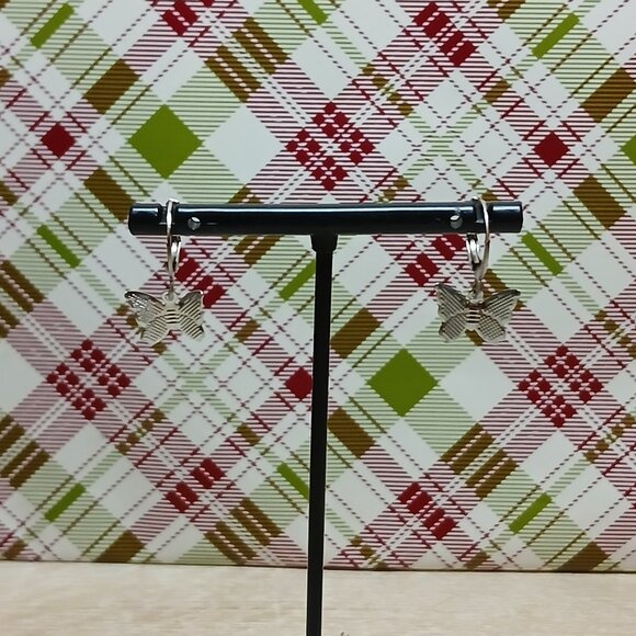 NWOT Two Pair of Fashion Jewelry Silver Tone Butterfly Earrings #3 - Picture 12 of 13